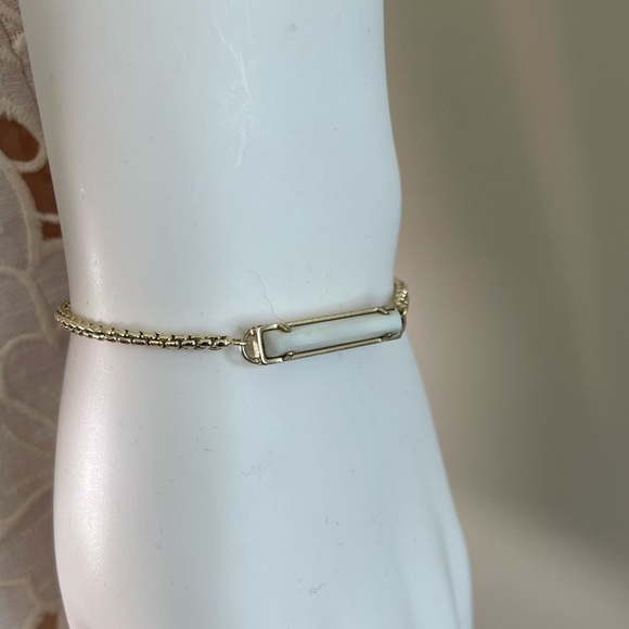 Kendra Scott Phillipa Chain Bracelet White ONYX Bar Gold Tone Slide Adjustable - Picture 3 of 11